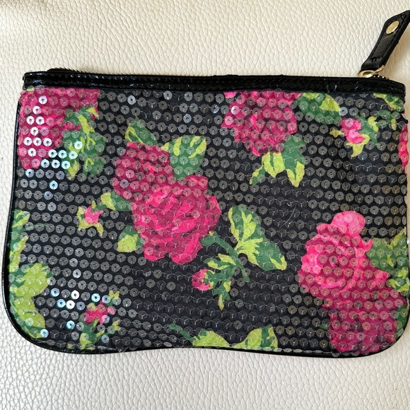 Betsy Johnson NWOT Betsyville Floral Rose 🌹 Small purse / Bag / Makeup - Picture 2 of 8
